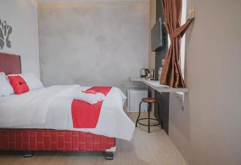 ペンション Reddoorz Plus Syariah Near Universitas Lampung