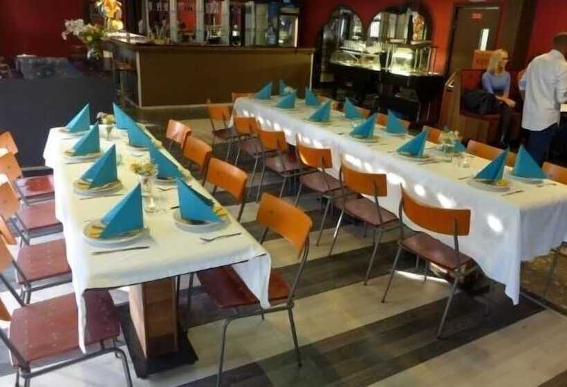 בית מלון כפרי Li Ikahani