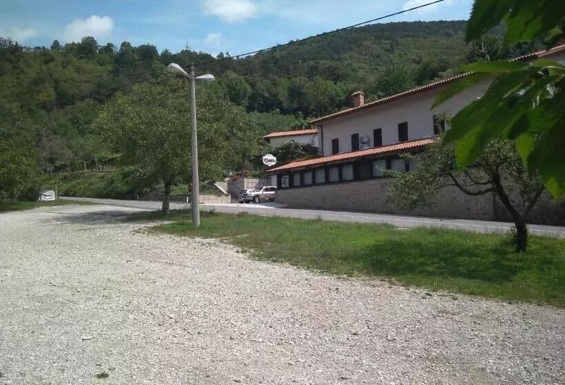 پانسیون Gostišče Oddih