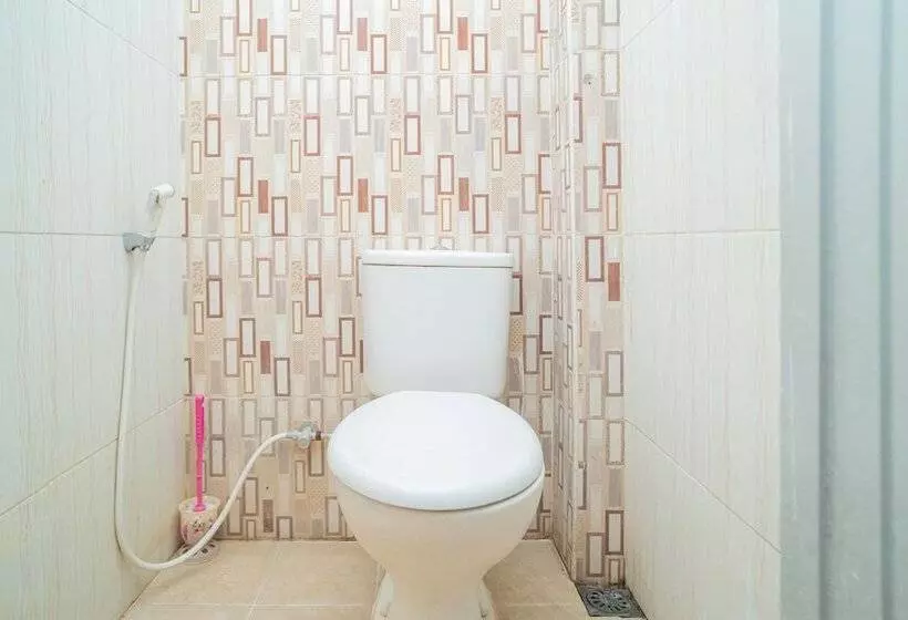 Majatalo Reddoorz Syariah @ Selomangleng Kediri