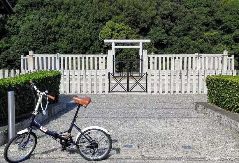 Guest House Ioly Osaka  Hostel