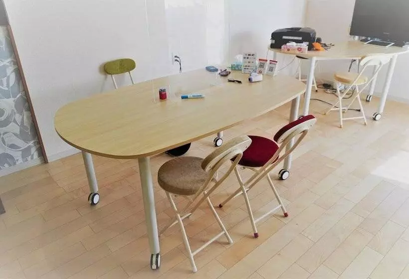 Guest House Ioly Osaka  Hostel