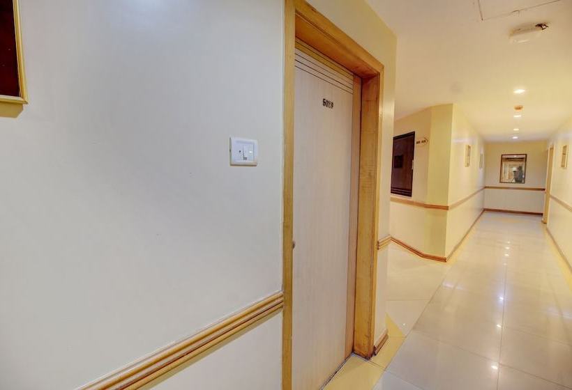 Hotell Capital O 48073 K Star