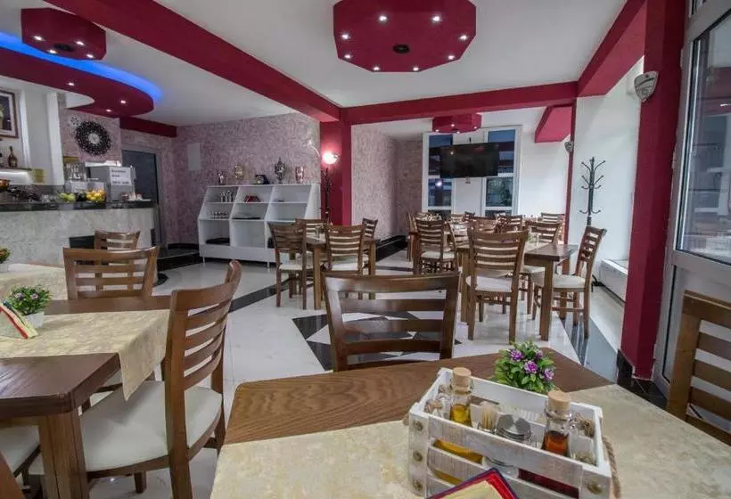 هتل Fantastik Apartments