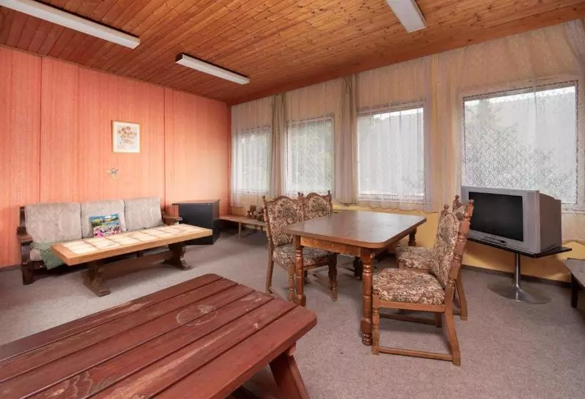 Retkeilymaja Ubytovna Z Sport