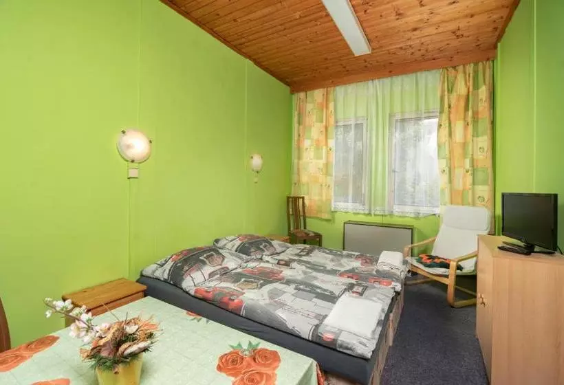 Retkeilymaja Ubytovna Z Sport