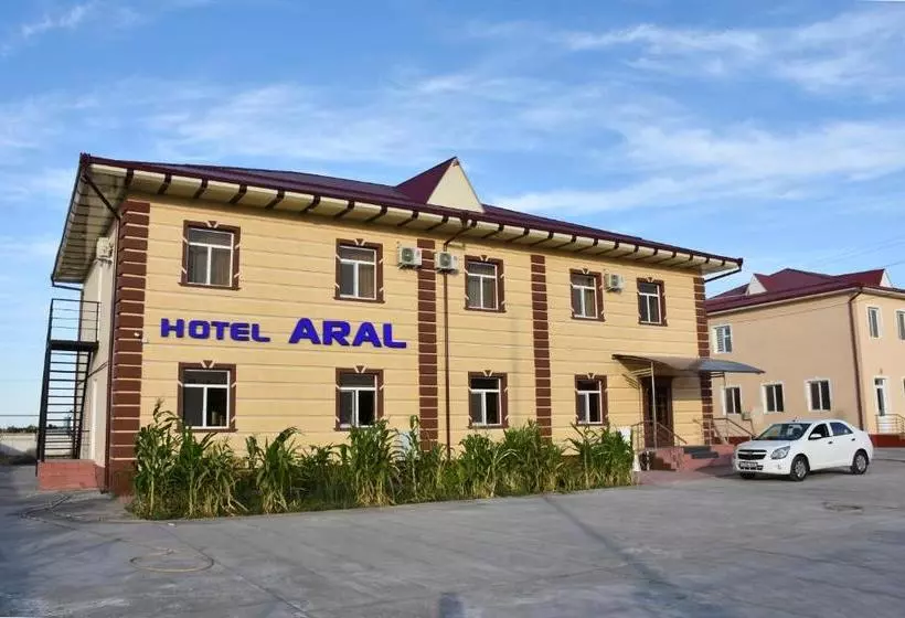 ホテル Aral
