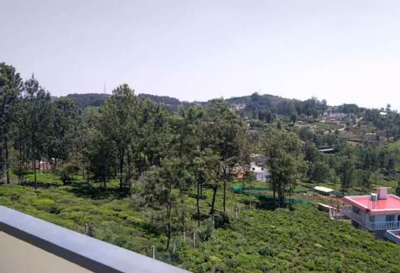 Majatalo Aira Residency Kothagiri By Lexstays