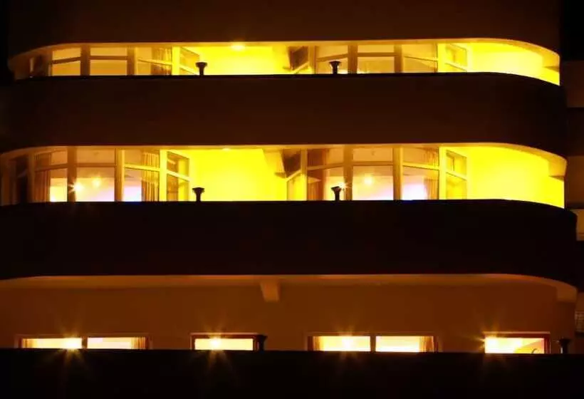 Majatalo Aira Residency Kothagiri By Lexstays