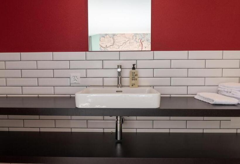 Emma S B&b Self Check In