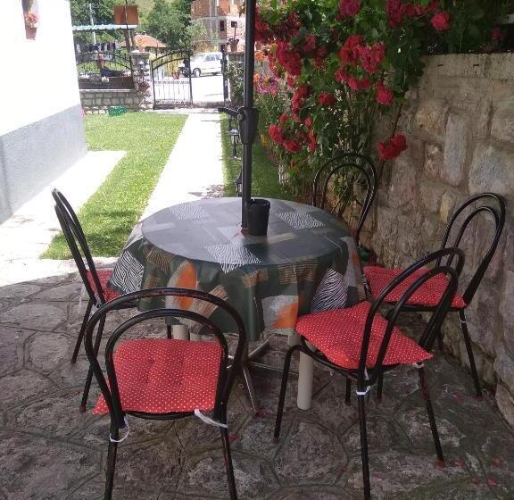 پانسیون Vila Magda