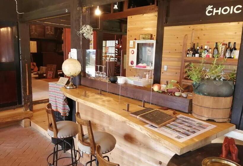 Hostel Guesthouse Kazura