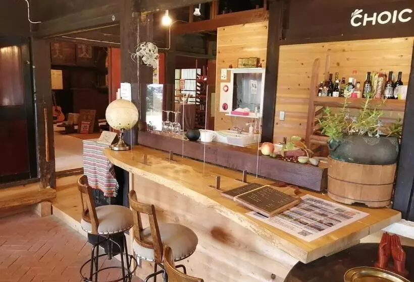 Retkeilymaja Guesthouse Kazura