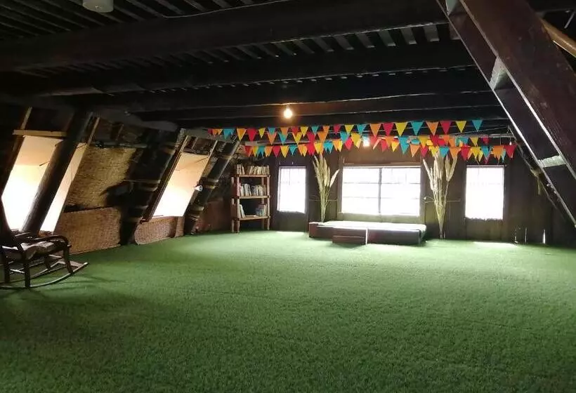 Retkeilymaja Guesthouse Kazura