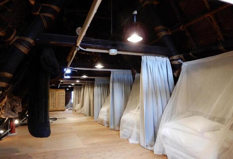 Hostel Guesthouse Kazura