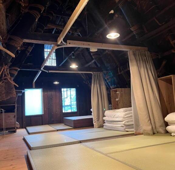 Hostel Guesthouse Kazura