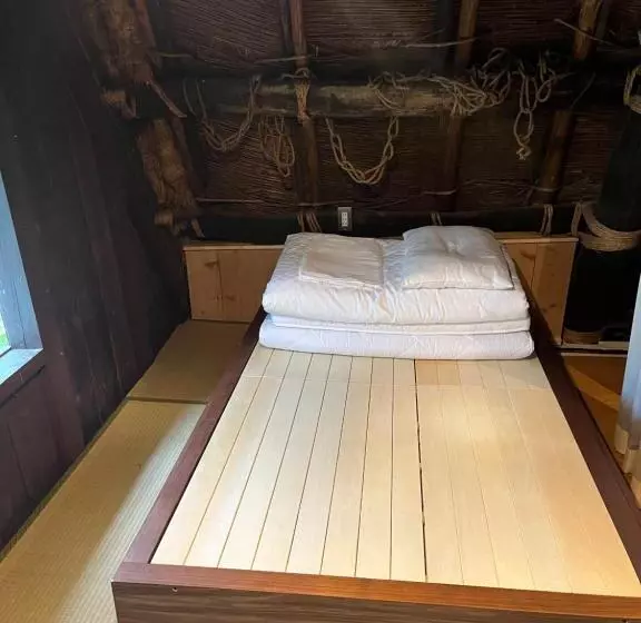 Retkeilymaja Guesthouse Kazura