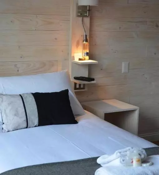 Hotelli Hostal Boutique Puerta Roja