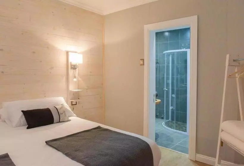 Hotelli Hostal Boutique Puerta Roja