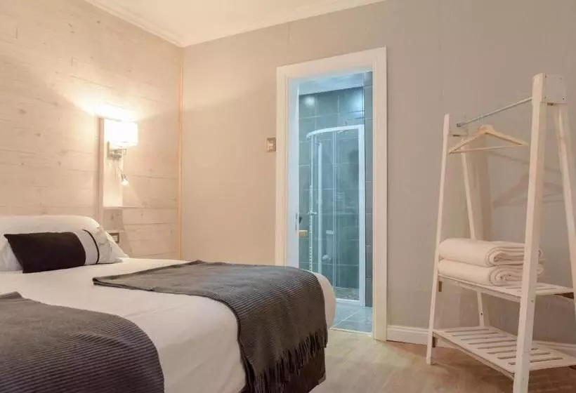 Hotelli Hostal Boutique Puerta Roja