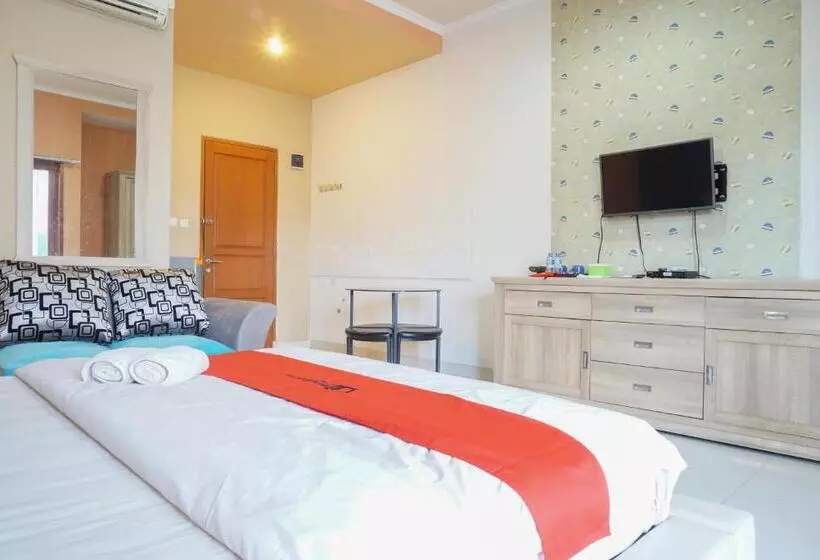 Majatalo Reddoorz Near Kemang Square