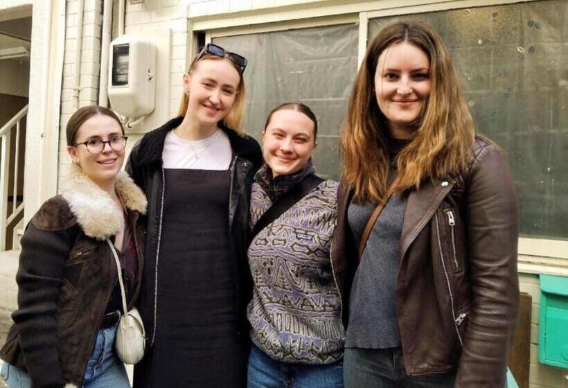 Tonarino Hostel For Backpackers