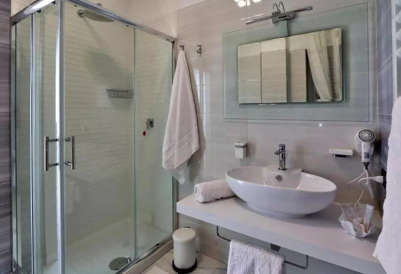 تختخواب و صبحانه Solidea Bnb