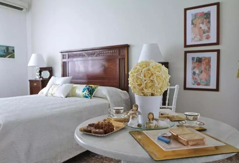 تختخواب و صبحانه Solidea Bnb