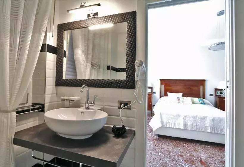 تختخواب و صبحانه Solidea Bnb