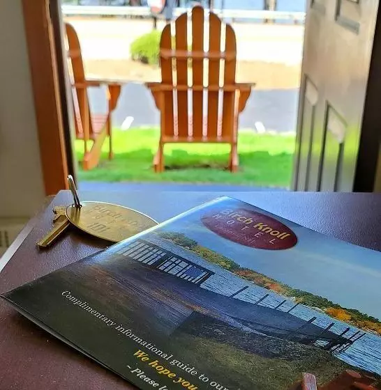 Birch Knoll Motel