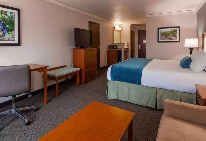 هتل Best Western Plus Walla Walla Suites Inn