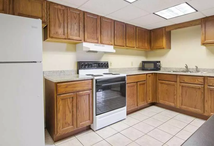 Отель Best Western River City