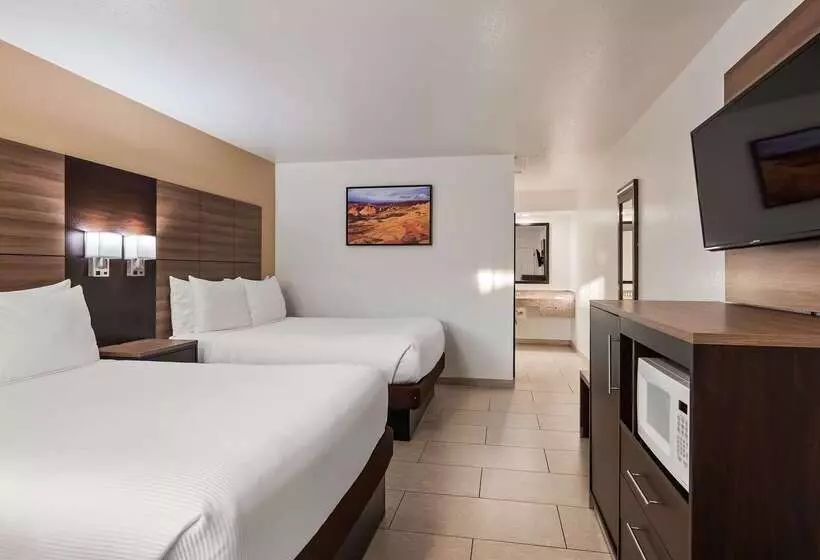 Отель Best Western Santa Rosa Inn