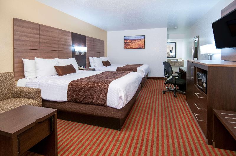 فندق Best Western Santa Rosa Inn