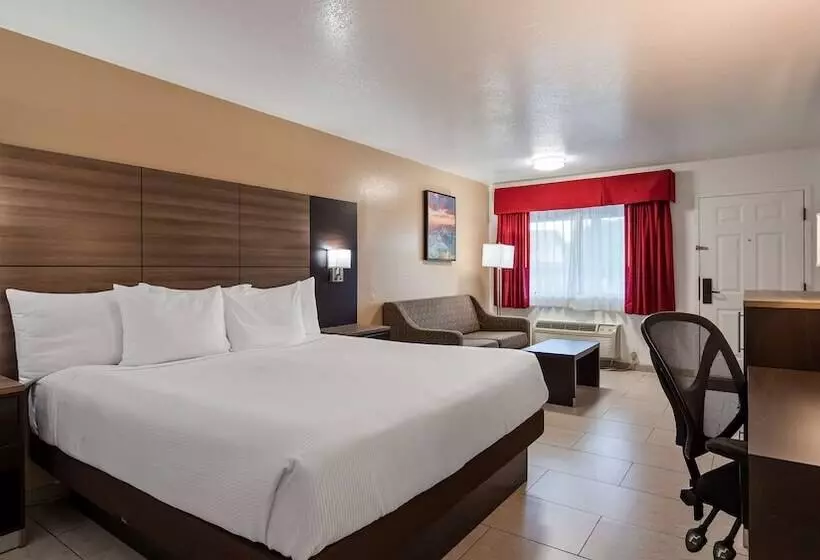 Отель Best Western Santa Rosa Inn