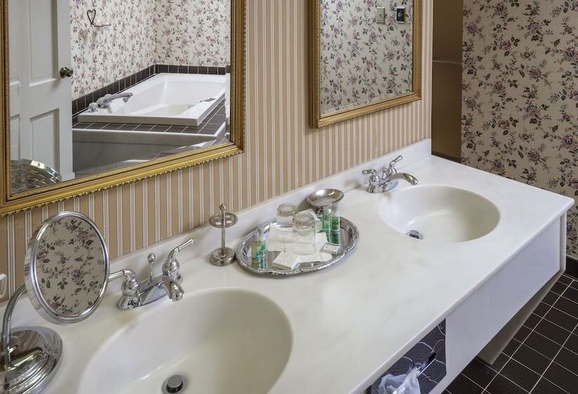 Отель Brandywine River