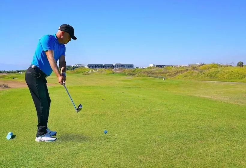 호텔 Golden Wheat Budget Host Inn Junction City