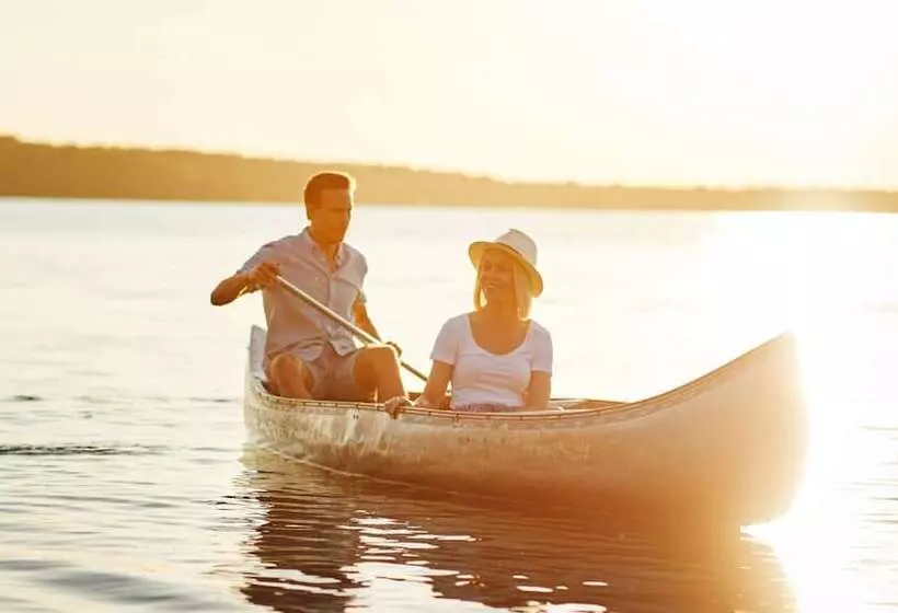 호텔 Golden Wheat Budget Host Inn Junction City