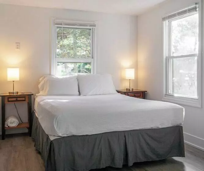 Отель Hampton S Vacation Inn