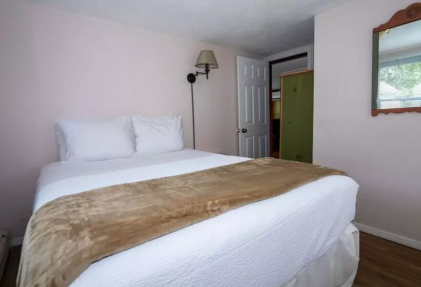 Отель Hampton S Vacation Inn