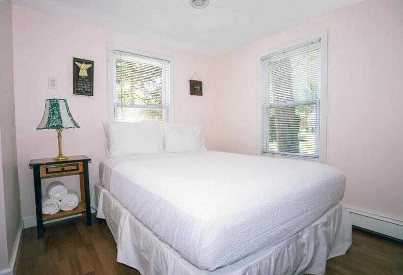 בית מלון כפרי Hampton S Vacation Inn