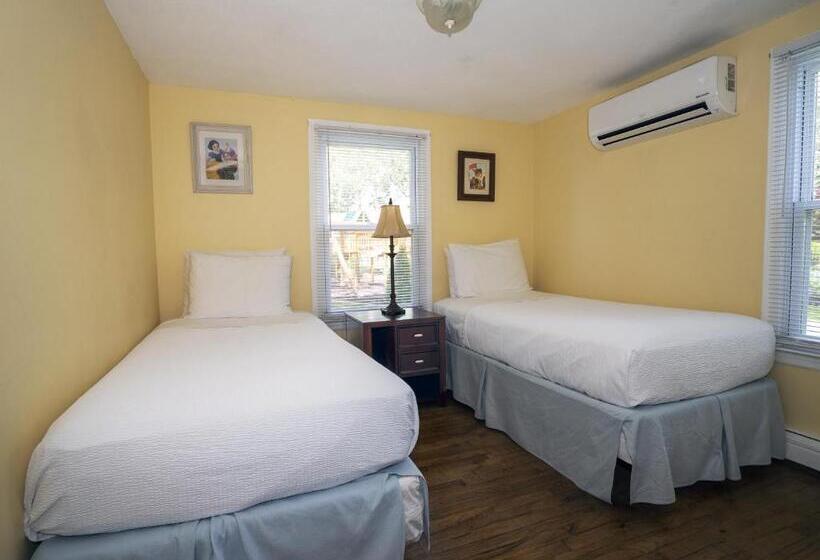 בית מלון כפרי Hampton S Vacation Inn