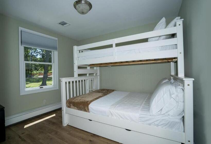 בית מלון כפרי Hampton S Vacation Inn