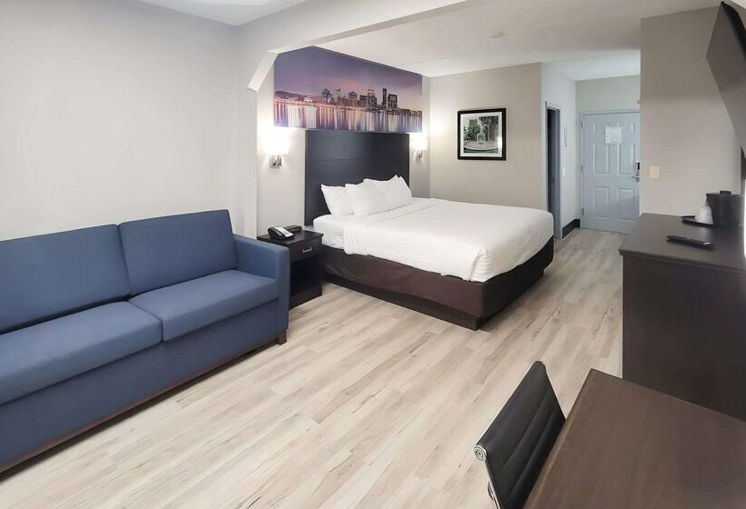 בית מלון כפרי Clarion Pointe Louisville East