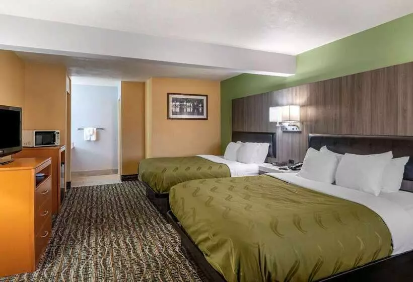 فندق Quality Inn