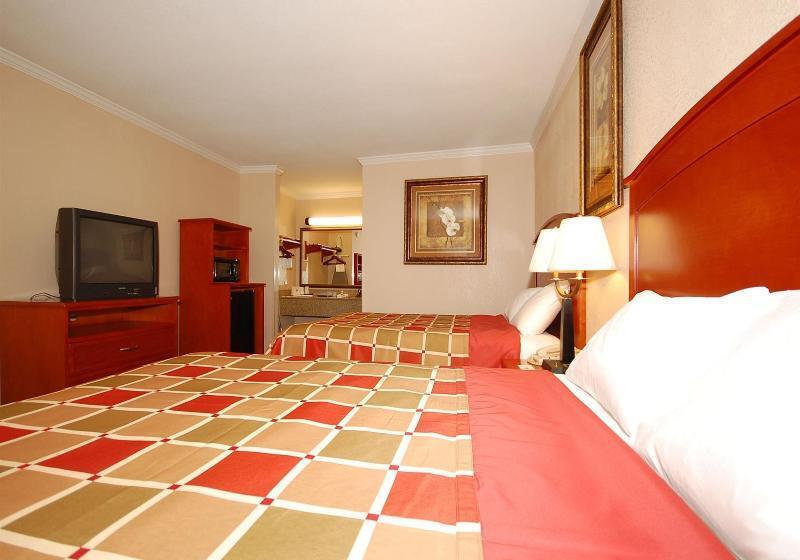 Surestay Hotel By Best Western Rockdale