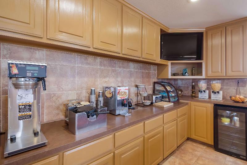 Surestay Hotel By Best Western Rockdale