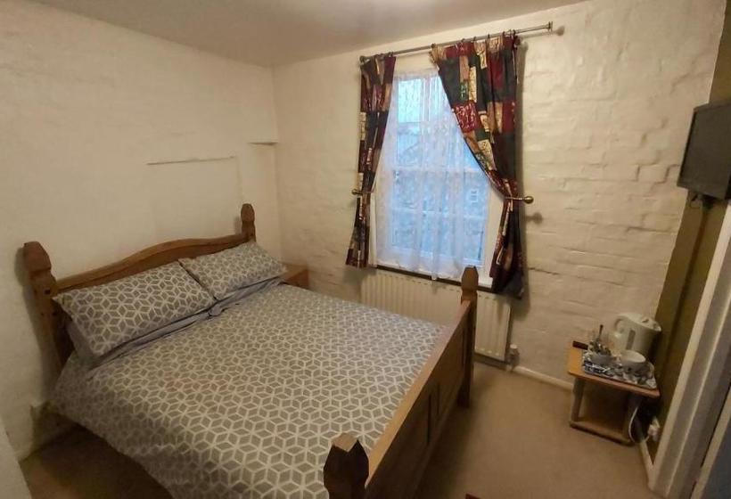 Bed and Breakfast The Monk & Tipster