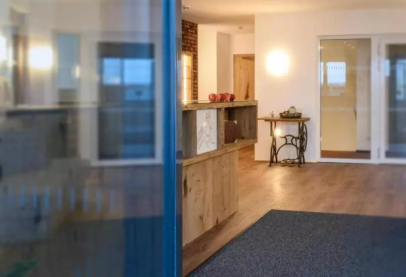 ホテル Almstüble Bergfrieden