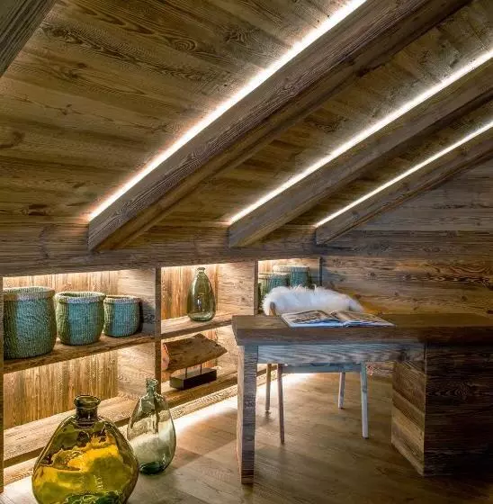 هتل Le Refuge De La Traye